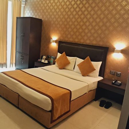 Anand Bhawan Hotel New Delhi Exterior photo