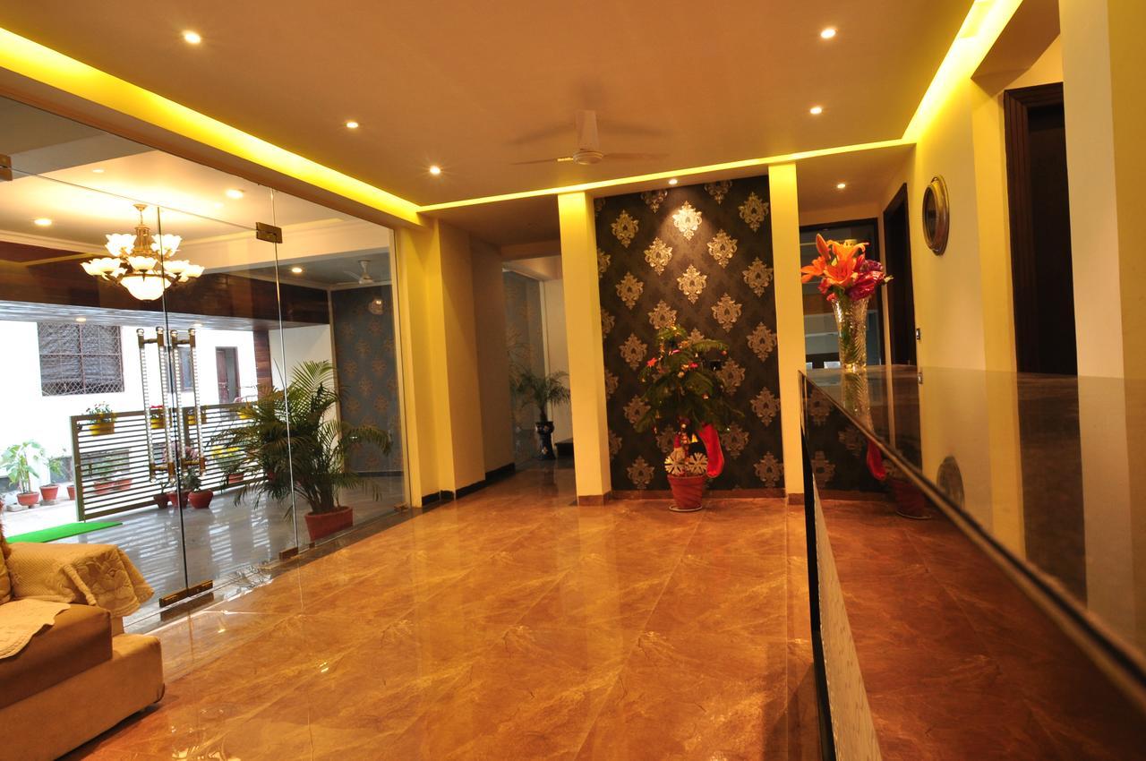 Anand Bhawan Hotel New Delhi Exterior photo