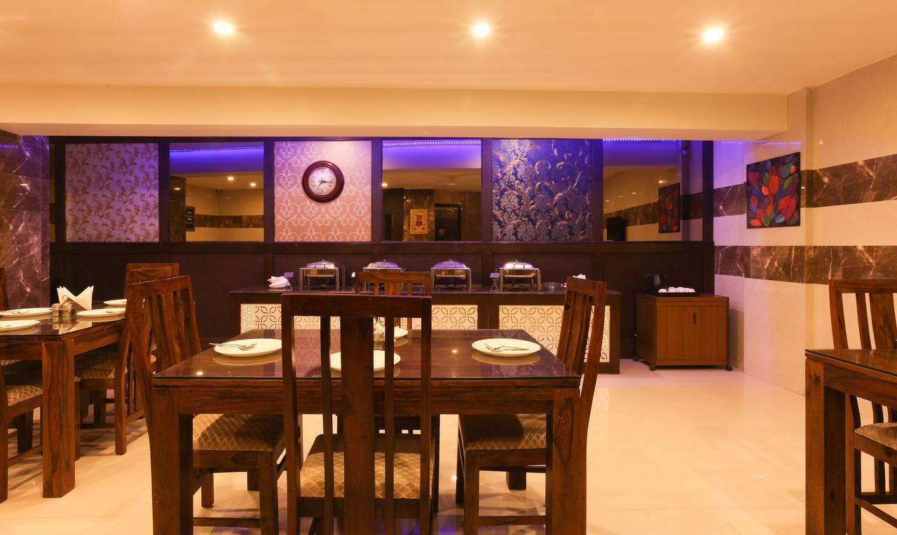 Anand Bhawan Hotel New Delhi Exterior photo